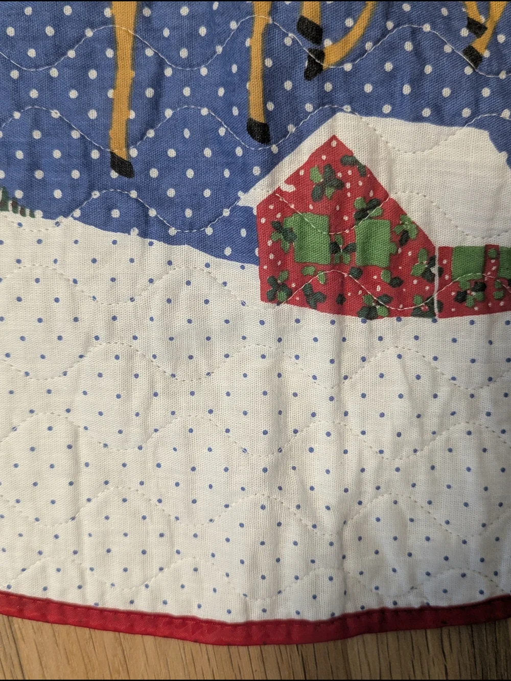 Quilted Christmas Tree Skirt Santa Sleigh Reindeer Stars Blue 35